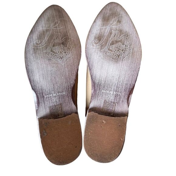 Free People “Royale” D’orsay Style Leather Pointed Toe Flat - Picture 6 of 10